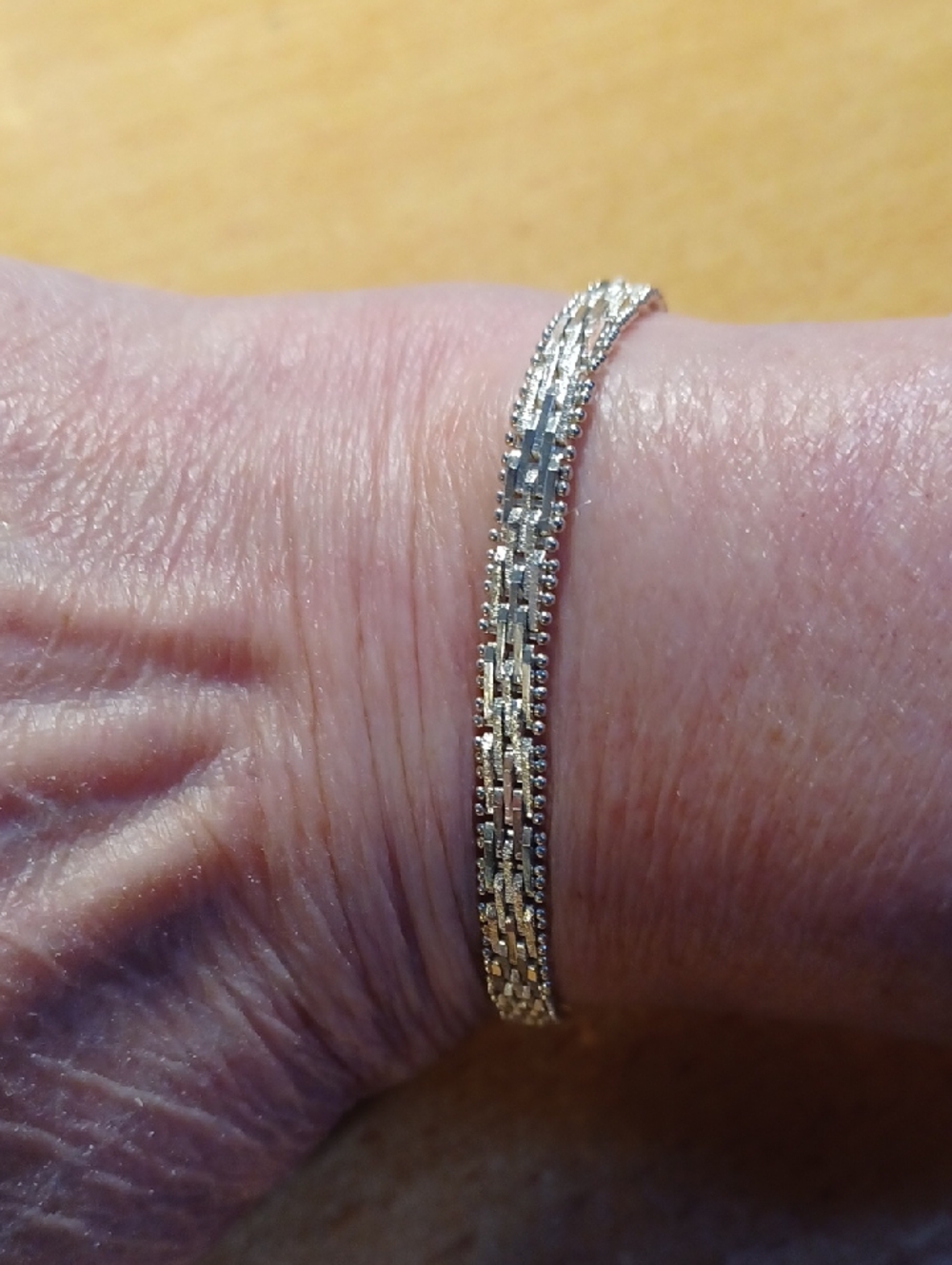 Sterling Silver Elegant layered chain design Bracelet.
